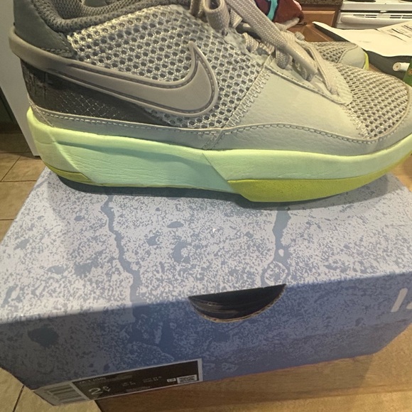 Nike Kids' Gray and Green Sneakers - Picture 4 of 5
